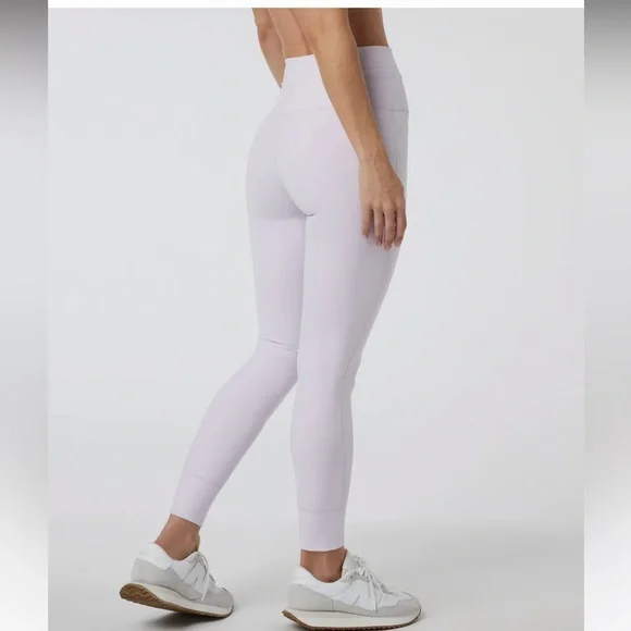 Vuori Daily Legging - Picture 8 of 9